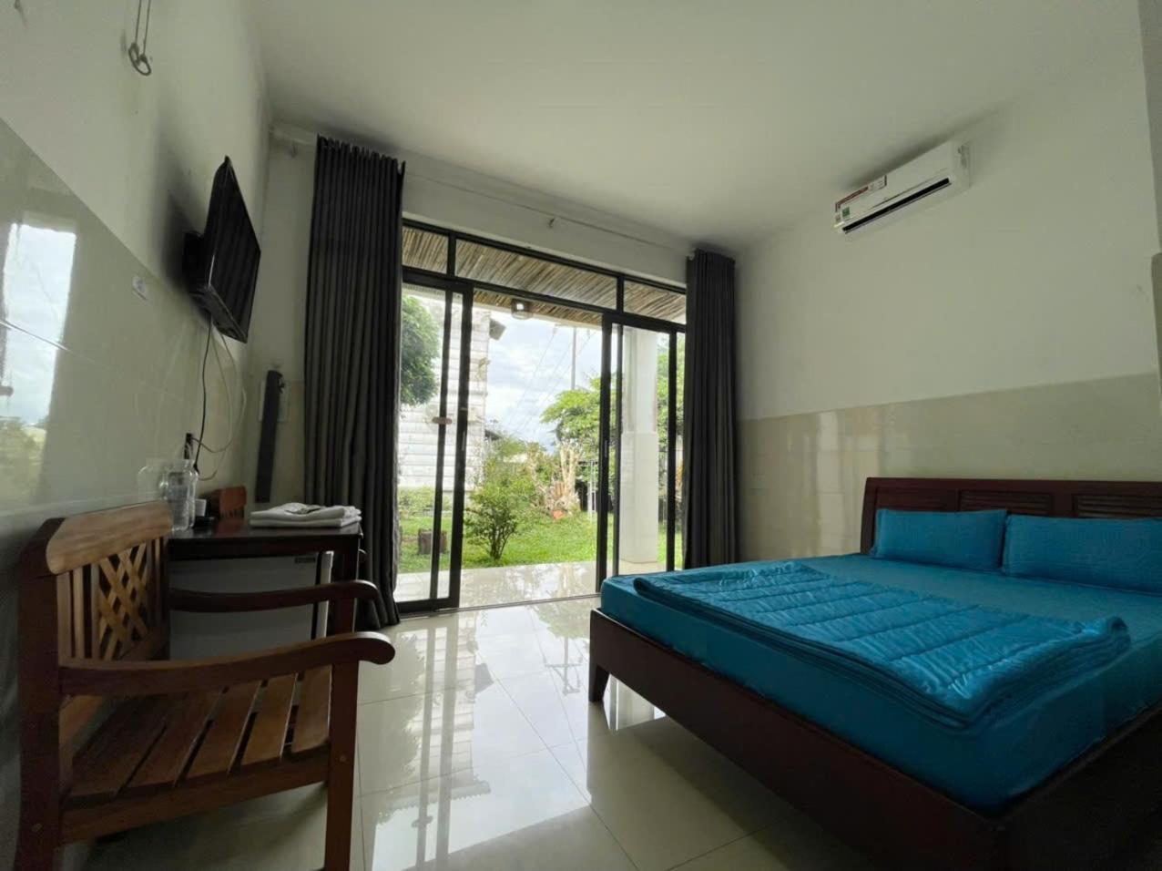 Thu Hien Hotel Pleiku - By Bay Luxury Plei Holang Bagian luar foto