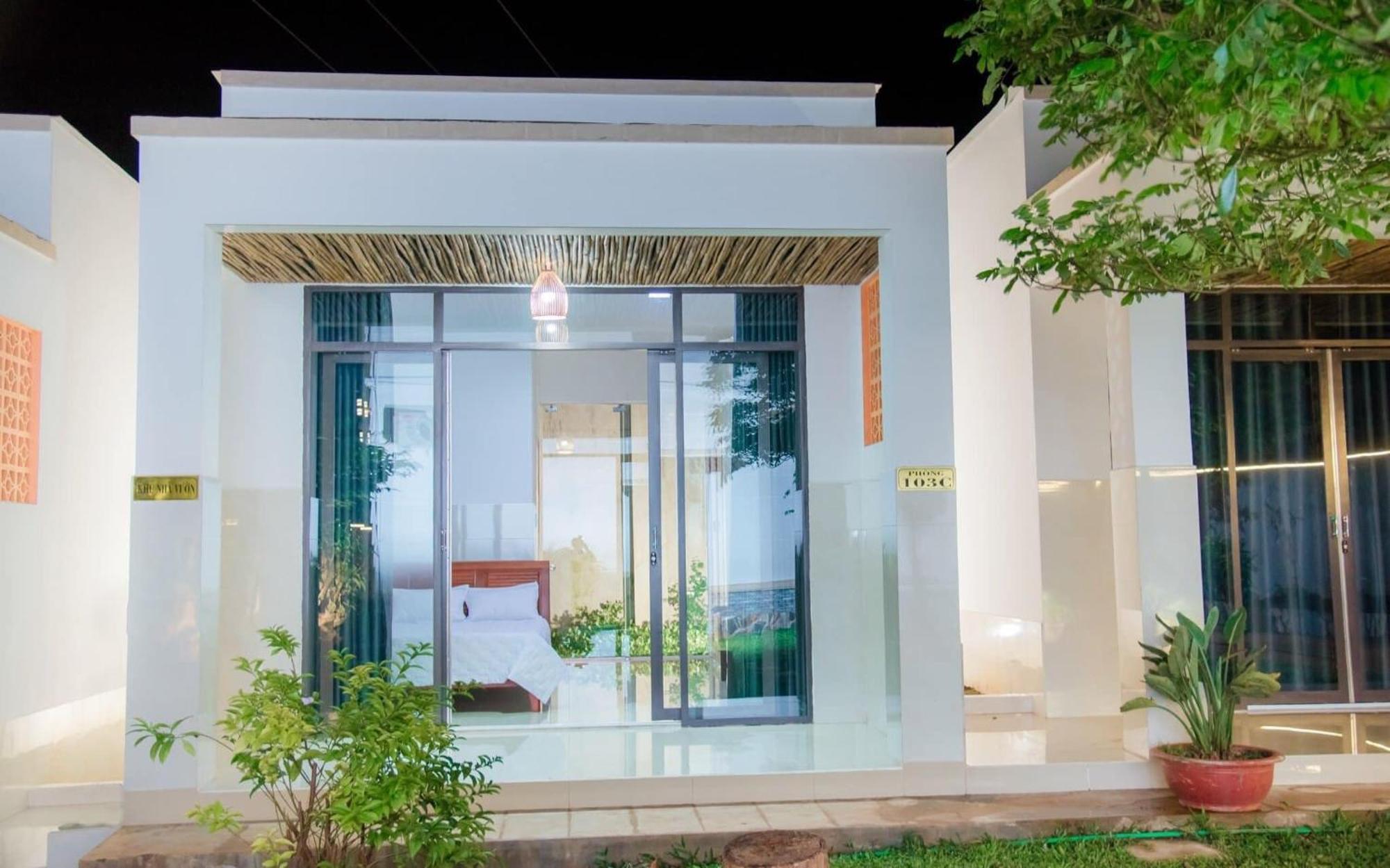 Thu Hien Hotel Pleiku - By Bay Luxury Plei Holang Bagian luar foto